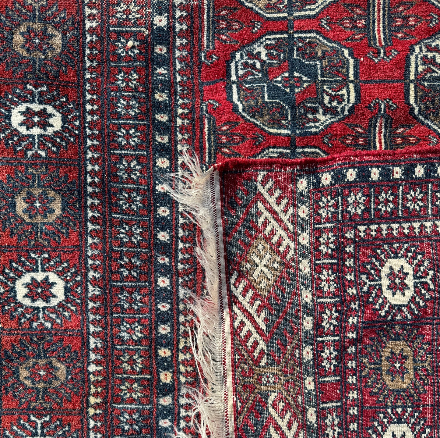 Tekke Bokhara Rug