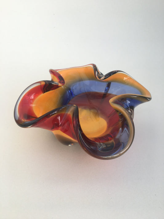 Iwatsu Hineri Bowl